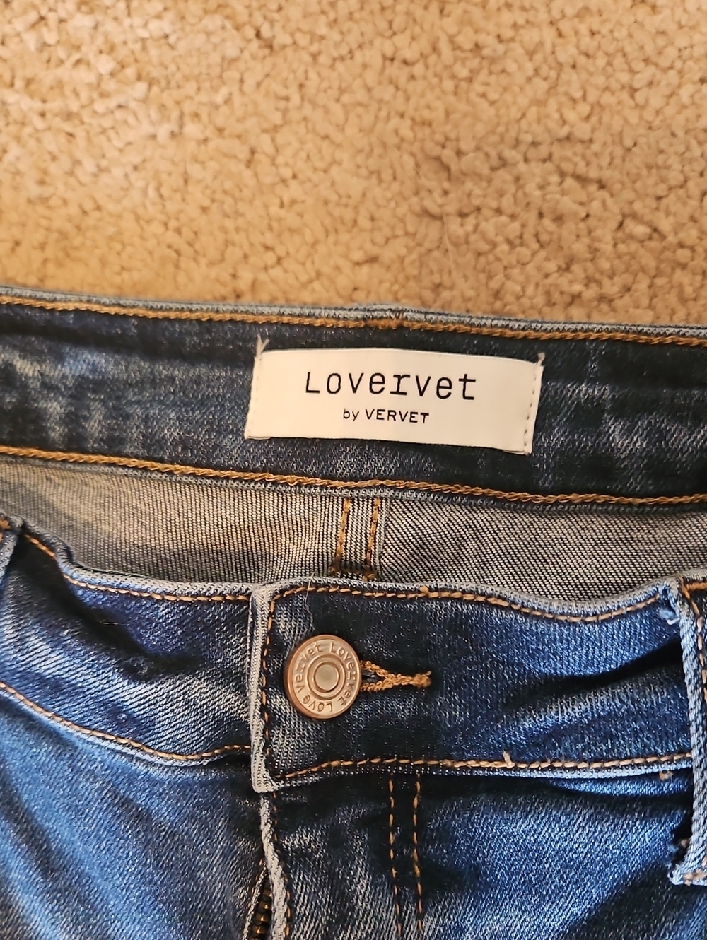 Like New Lovervet By Vervet Women’s Dark Blue Jeans - Picture 8 of 10